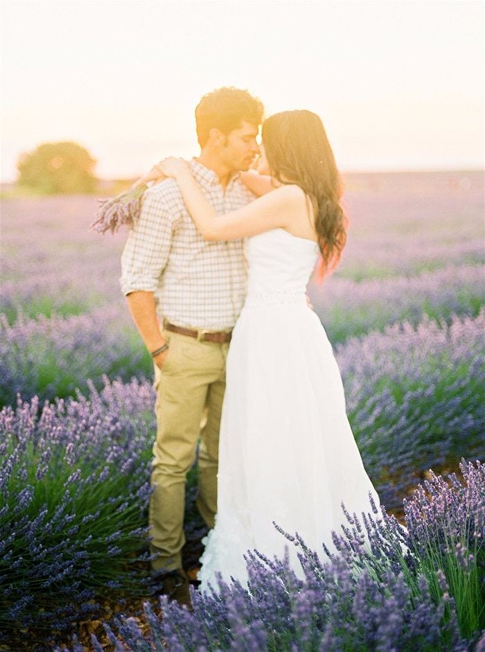 Lavender Field Couples Shoot in Spain by Natalia Ortiz Wedding Planner Spain