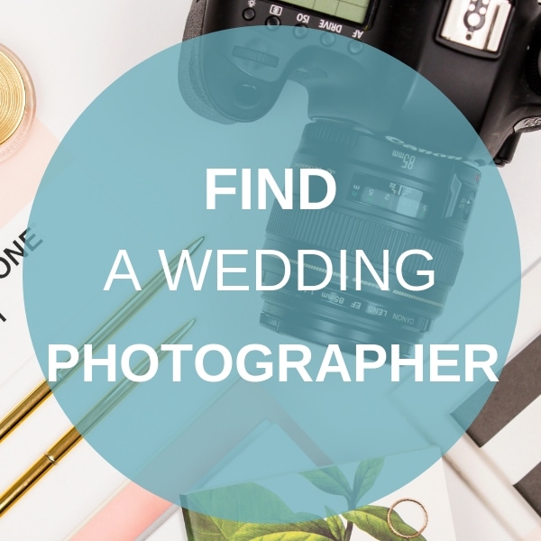 Find the Best Destination Wedding Photographer to capture your Wedding Abroad in Itlay on Weddings Abroad Guide